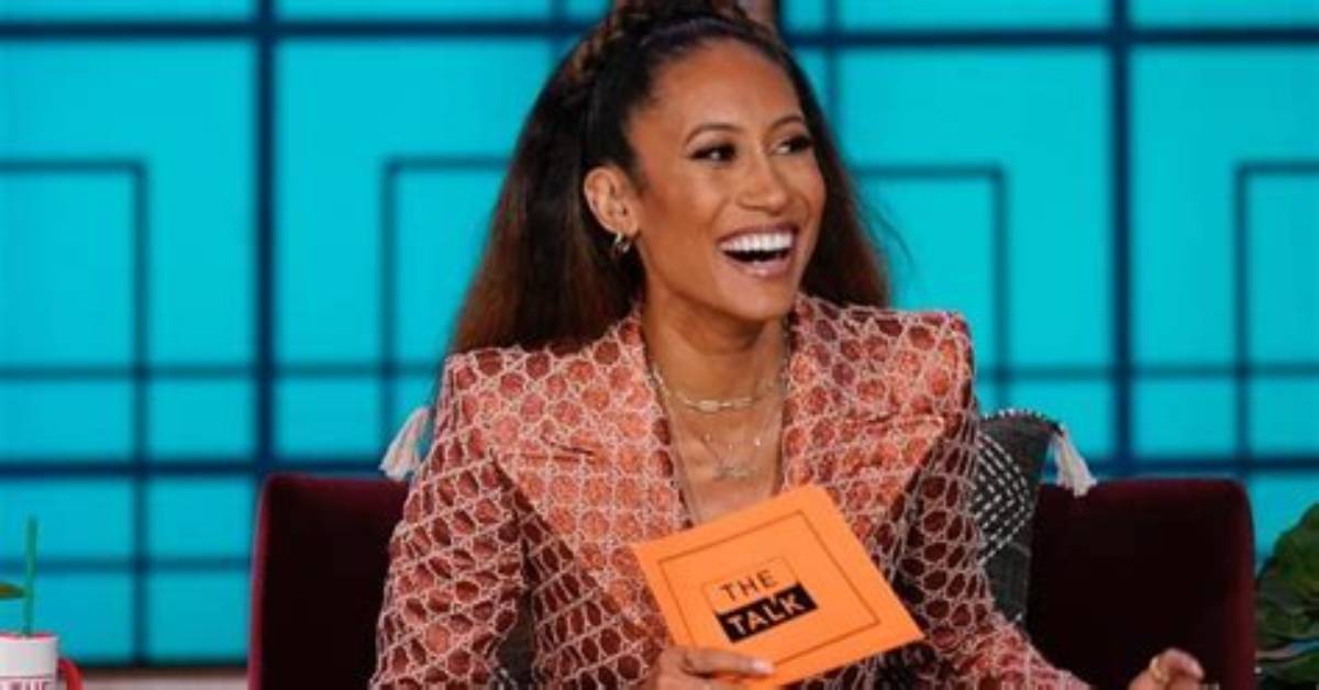 Elaine Welteroth Opens up About Parents' Support and Being Biracial
