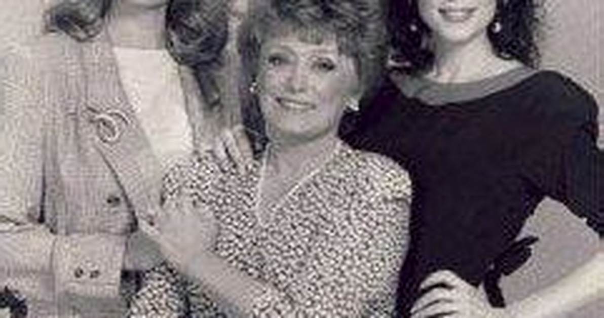 Elaine Welton Hill
