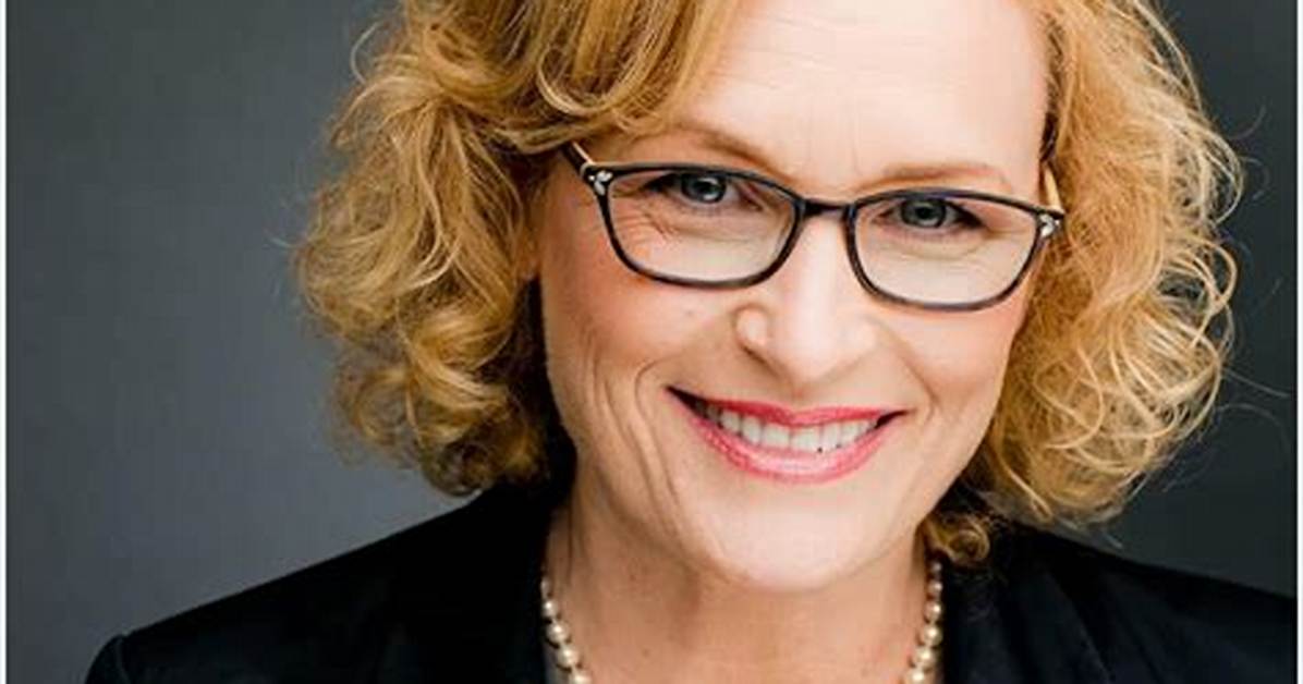 Elizabeth Dennehy Net Worth