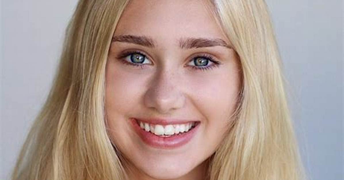 Emily Skinner Movies, Bio, Wiki, Age, Height, Boyfriend, and Net Worth