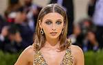 Emma Chamberlain- Net Worth, Zodiac, Height, Height, Boyfriend, Career