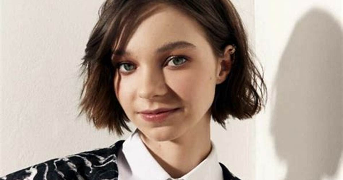 Emma Myers | Net Worth, Height, Age, Ethnicity