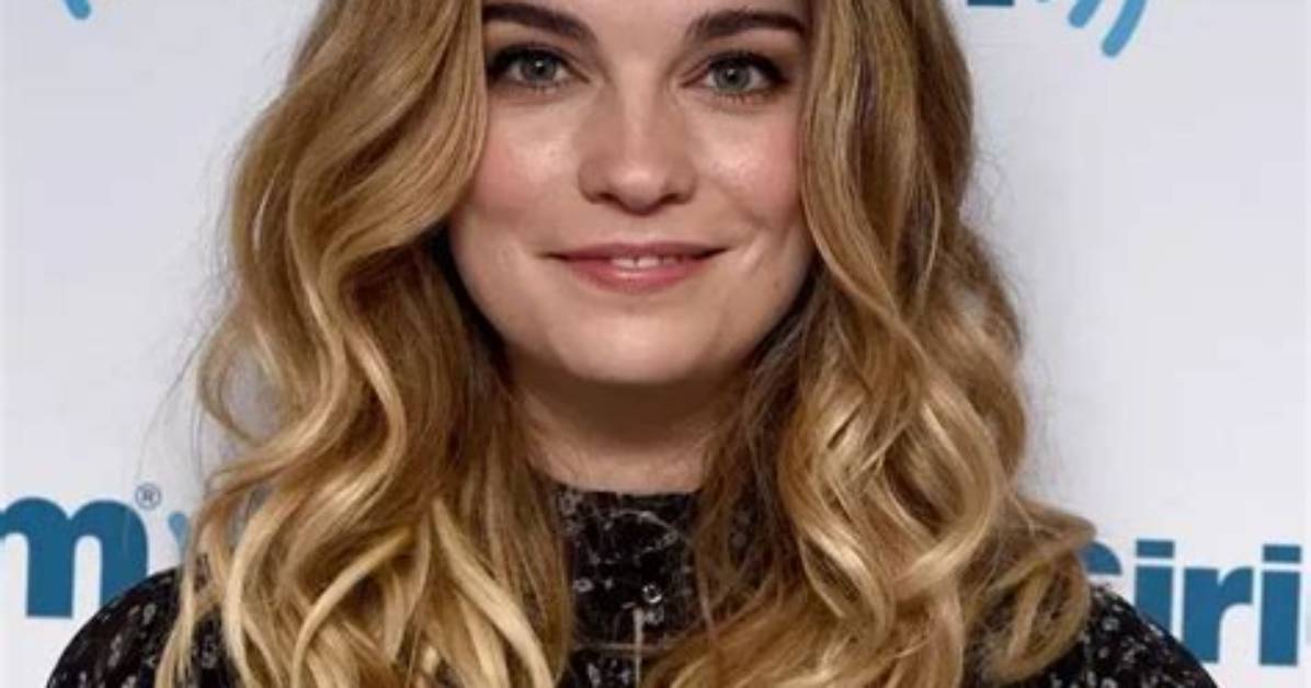 Emmy Rose's Biography and Facts'