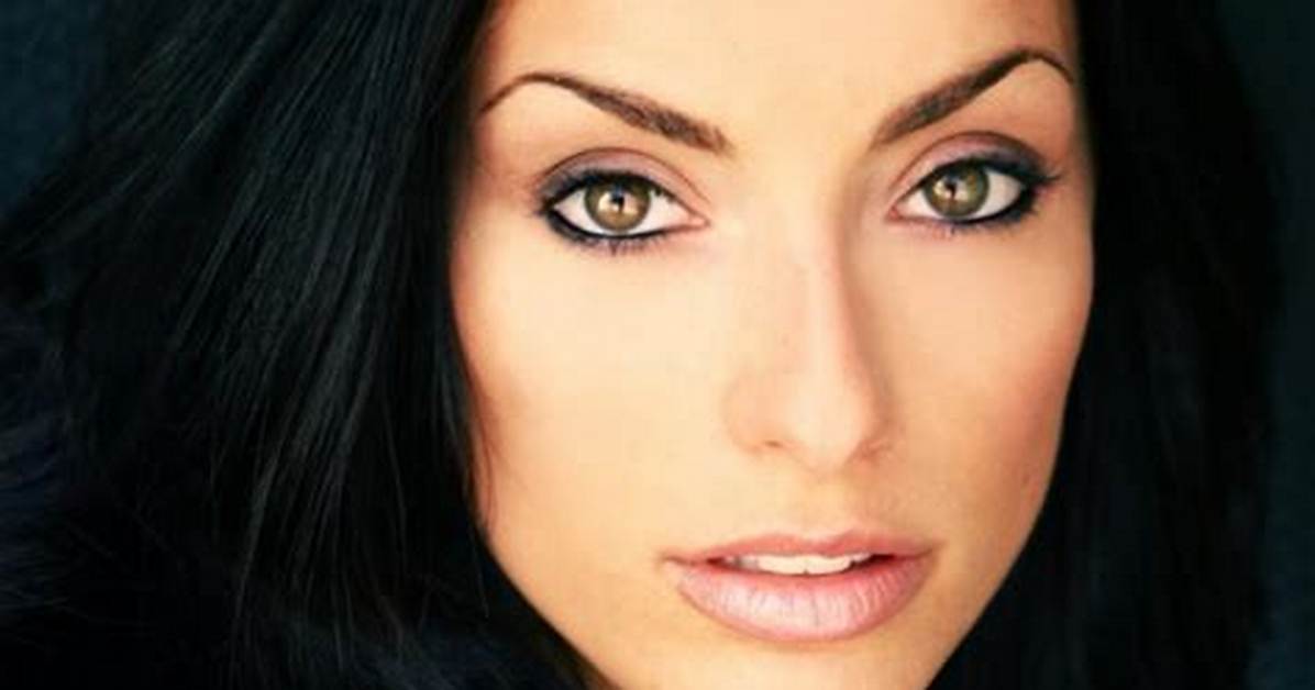 Erica Cerra What Race Is Erica Cerra? Net Worth, Wiki, Early Life, Education, Career, Awards, Relationship Status, Body Measurements, Social Media
