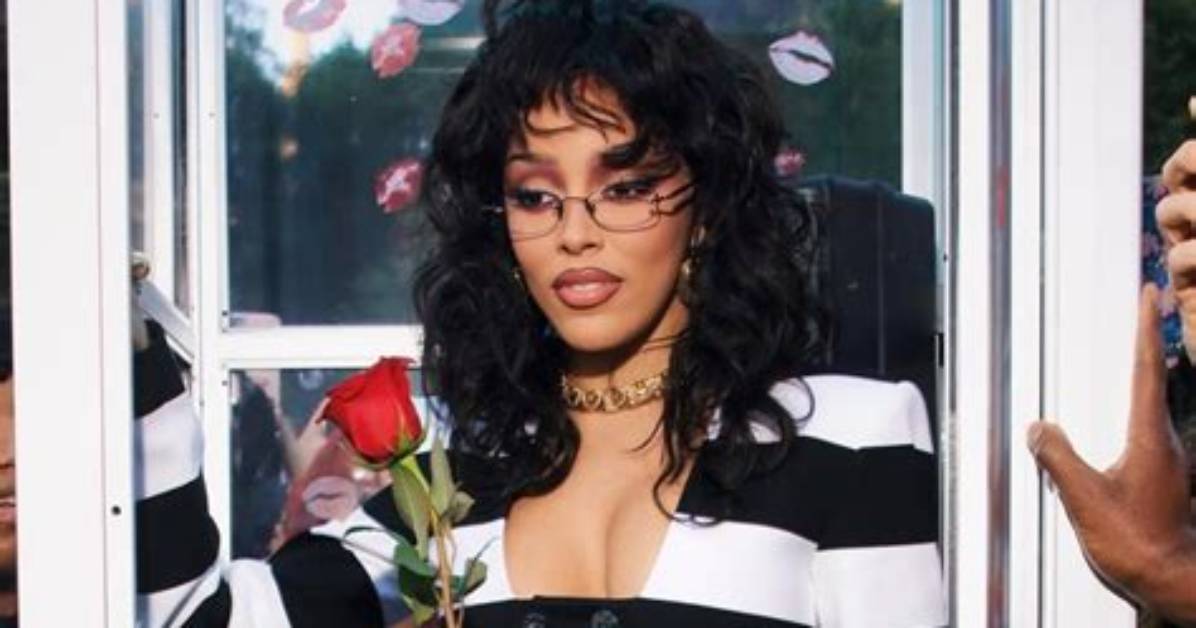 Everything You Need to Know About Doja Cat — Real Name, Ethnicity, Parents, Zodiac, and More