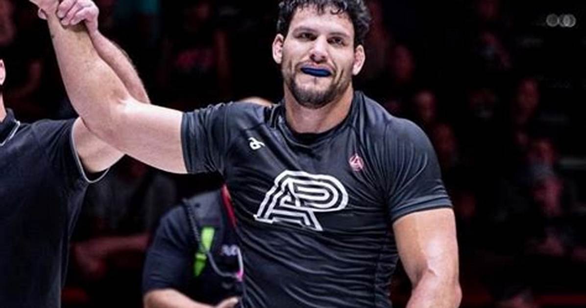 Felipe Pena
