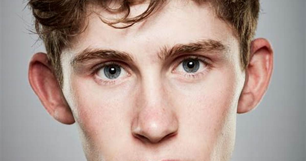 Fionn O'shea Brought Part of Himself & Friendship with Lola to ‘Dating Amber’