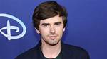 Freddie Highmore Kissed a Man on Screen; Does It Signify His off Screen Preferences?
