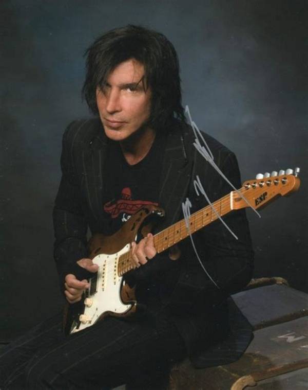 George Lynch Net Worth – How Much Is Lynch Worth?