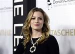 Gillian Jacobs Net Worth – How Much Is Jacobs Worth?