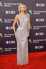 Grace Vanderwaal Height
