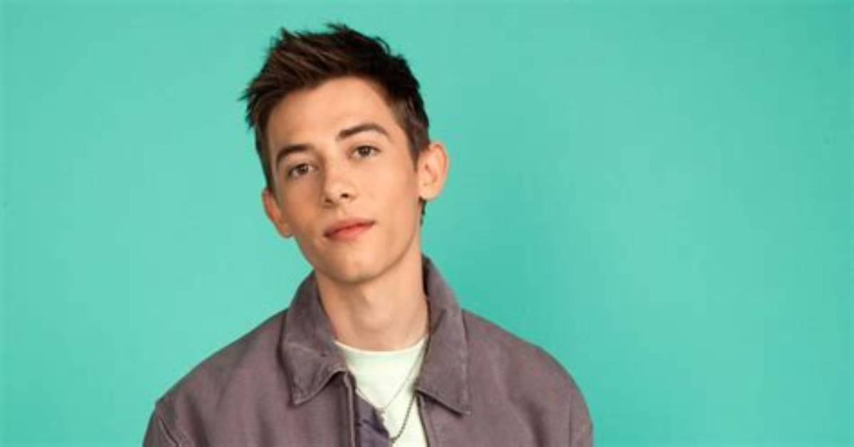 Griffin Gluck of ‘Cruel Summer’ Recalled “Freezing My Buns Off” During Filming (Exclusive)