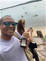 Guy Flaunted Engagement Ring in Front of Girlfriend for Months Without Her Knowing and Posted Hilarious Pics of the Whole Thing