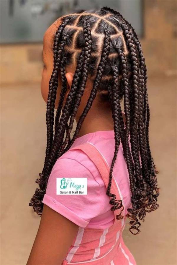 Hairdresser Tightly Braids Kid’s Extremely Short Hair Using Needle and Wool, Tiktok Video Gets 14.6M Views