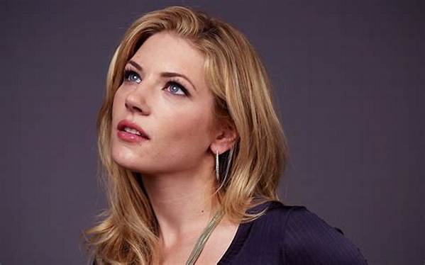 Hallie Gnatovich | Bio, Age, Net Worth, Relationship, Career