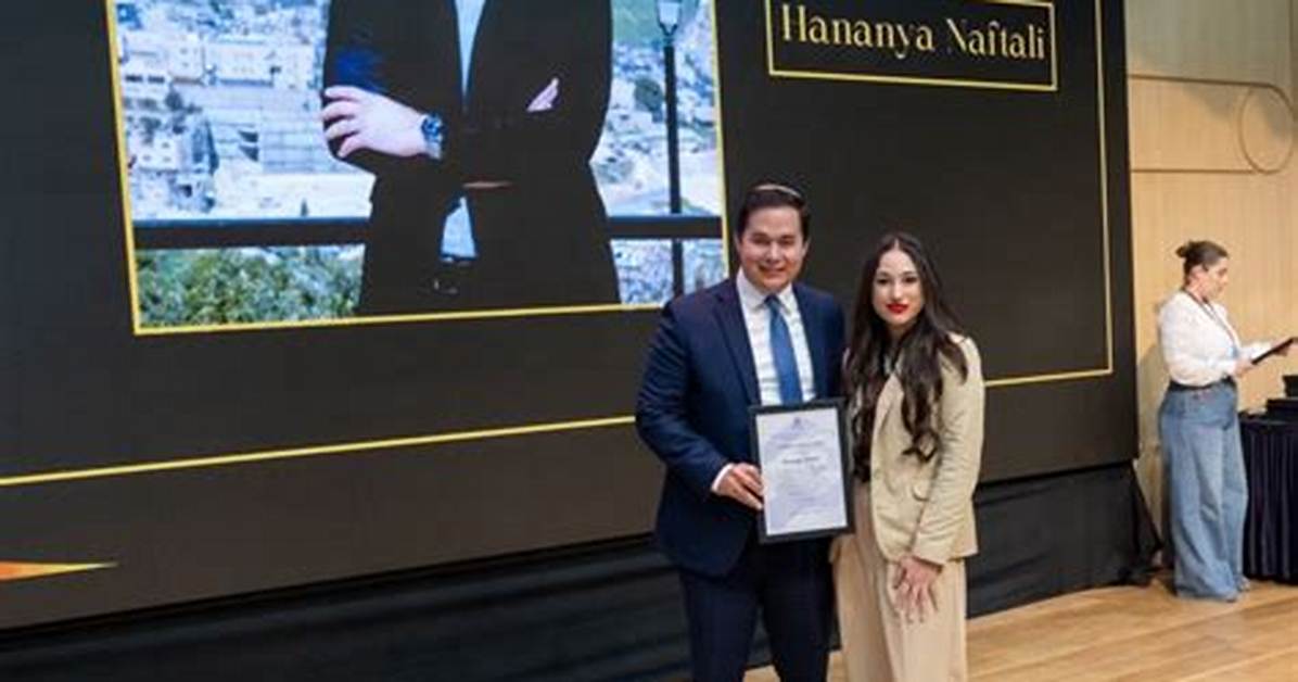 Hananya Naftali