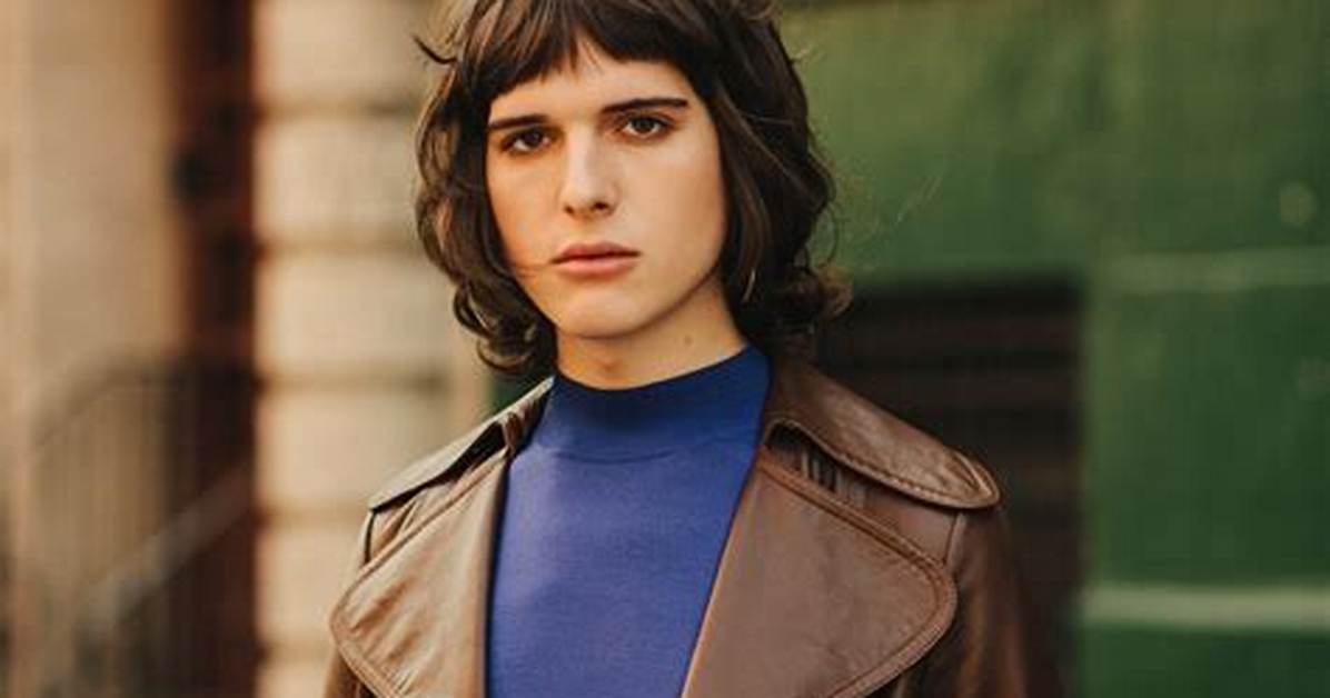 Hari Nef: Where University Did She Attend? Net Worth 2023, Age, Salary, Height, Weight, Bio, Wiki