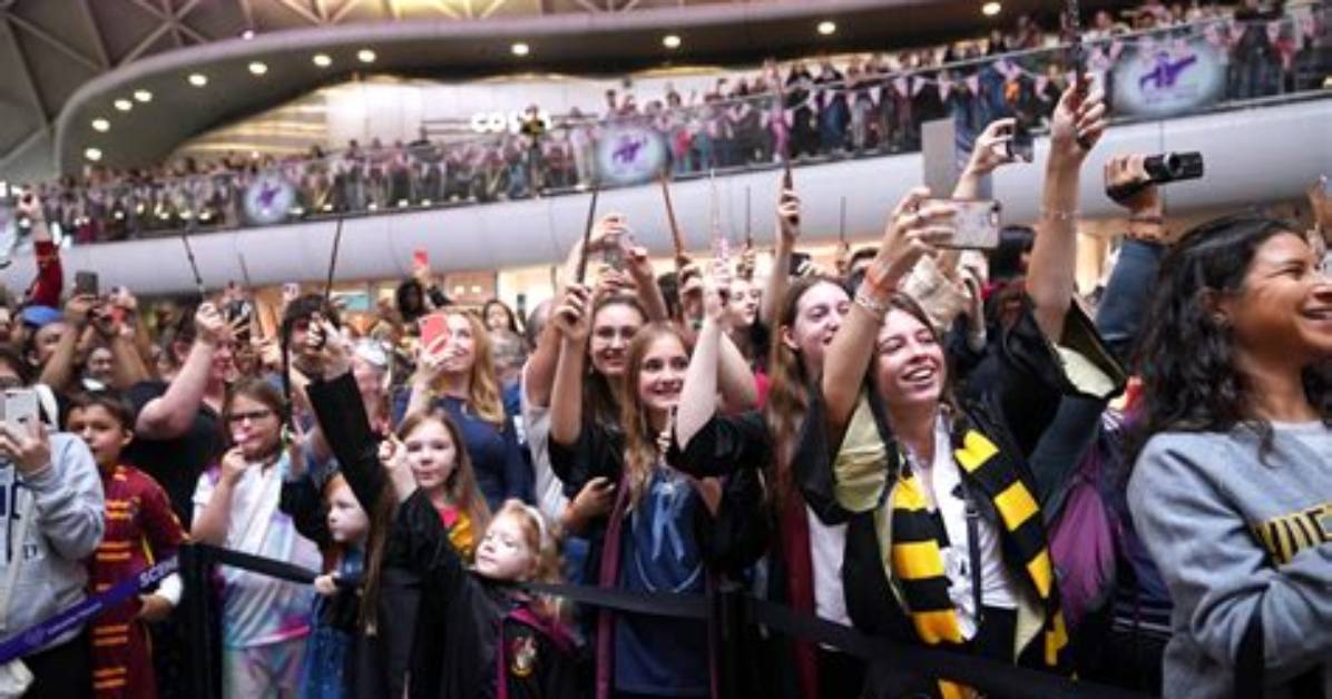 'Harry Potter' Fans: This Is Why Harry Drops the Resurrection Stone