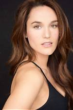 Hayley Sales – Biography, Facts & Life Story