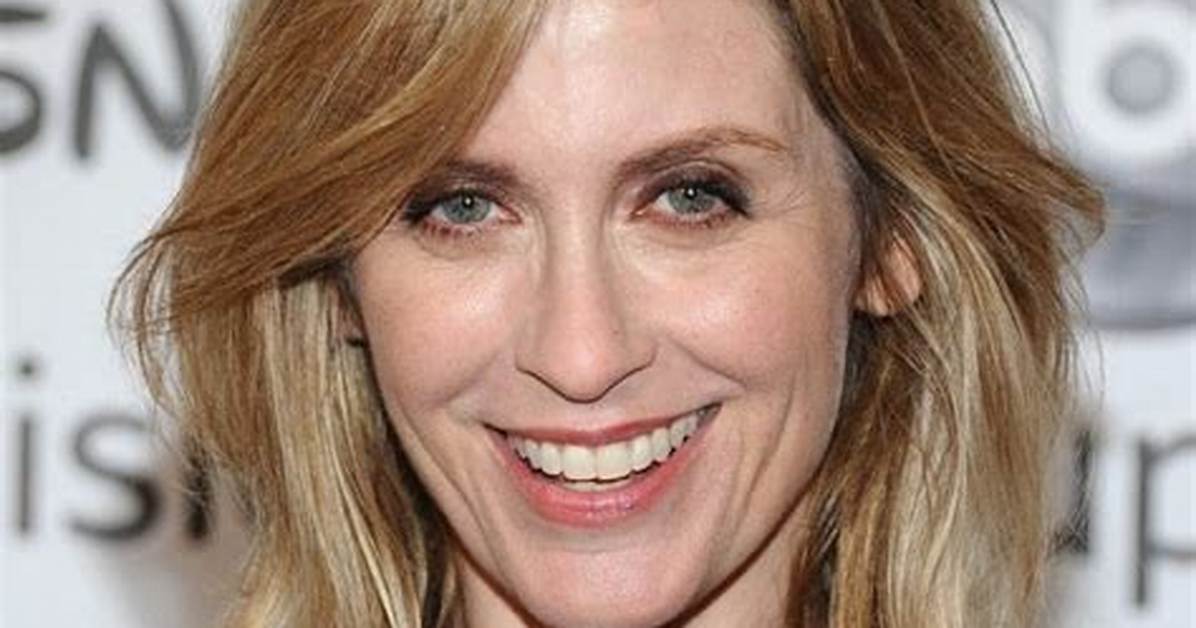 Helen Slater – Biography, Facts & Life Story