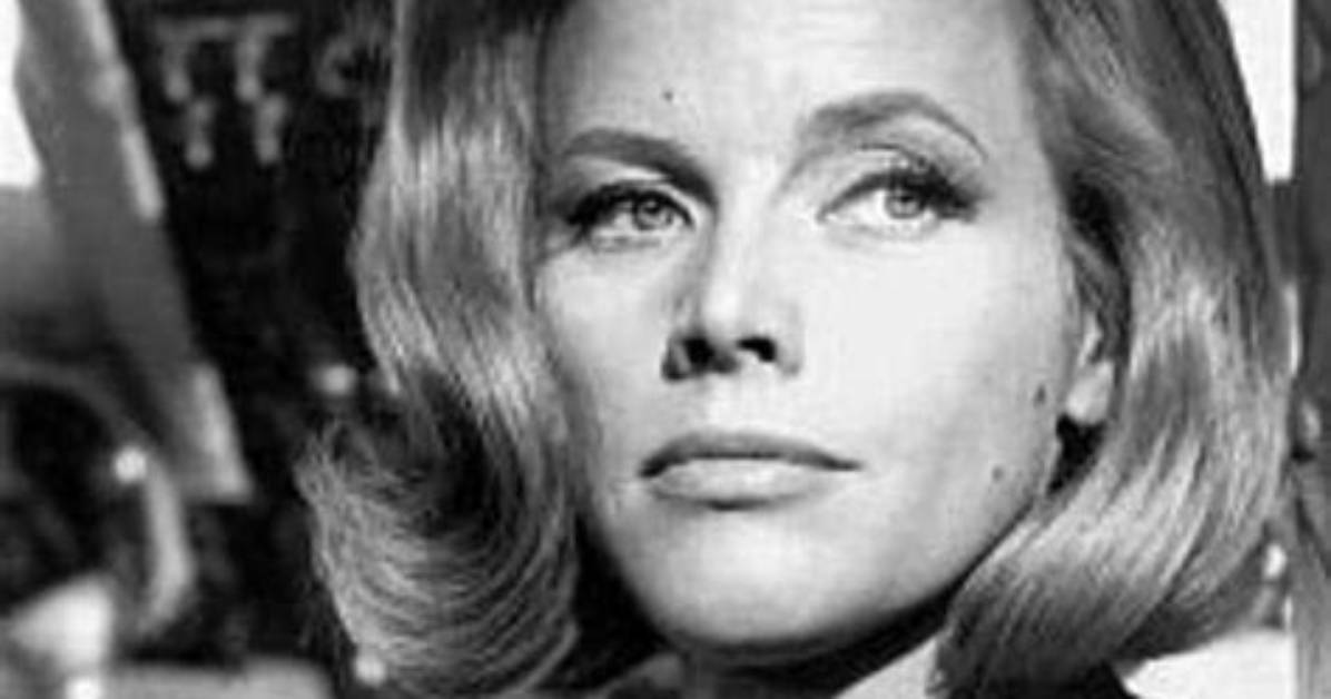 Honor Blackman – Biography, Facts & Life Story
