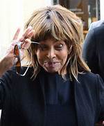 How Did Tina Turner Look Without Wig? Hair Loss and Cancer Update