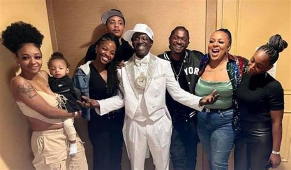 How Many Kids Does Flavor Flav Have? Get to Know His Children and Family