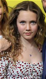 Iris Apatow Net Worth
