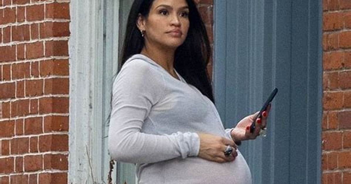Is Cassie Pregnant in 2023? Weight Gain and Baby Bump