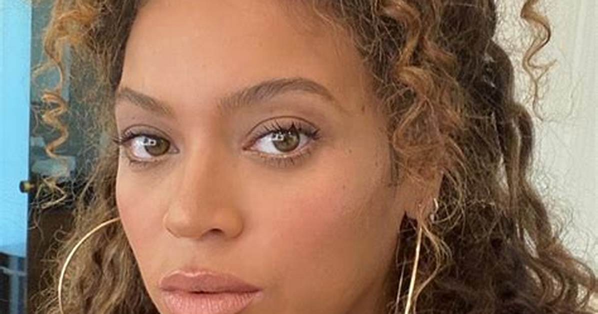 Is Her Hair Real? New Look and Tattoo