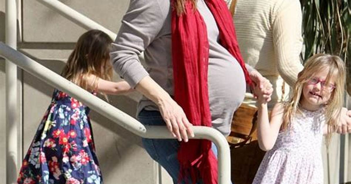 Is Jennifer Garner Pregnant? What She's Said About the Rumors