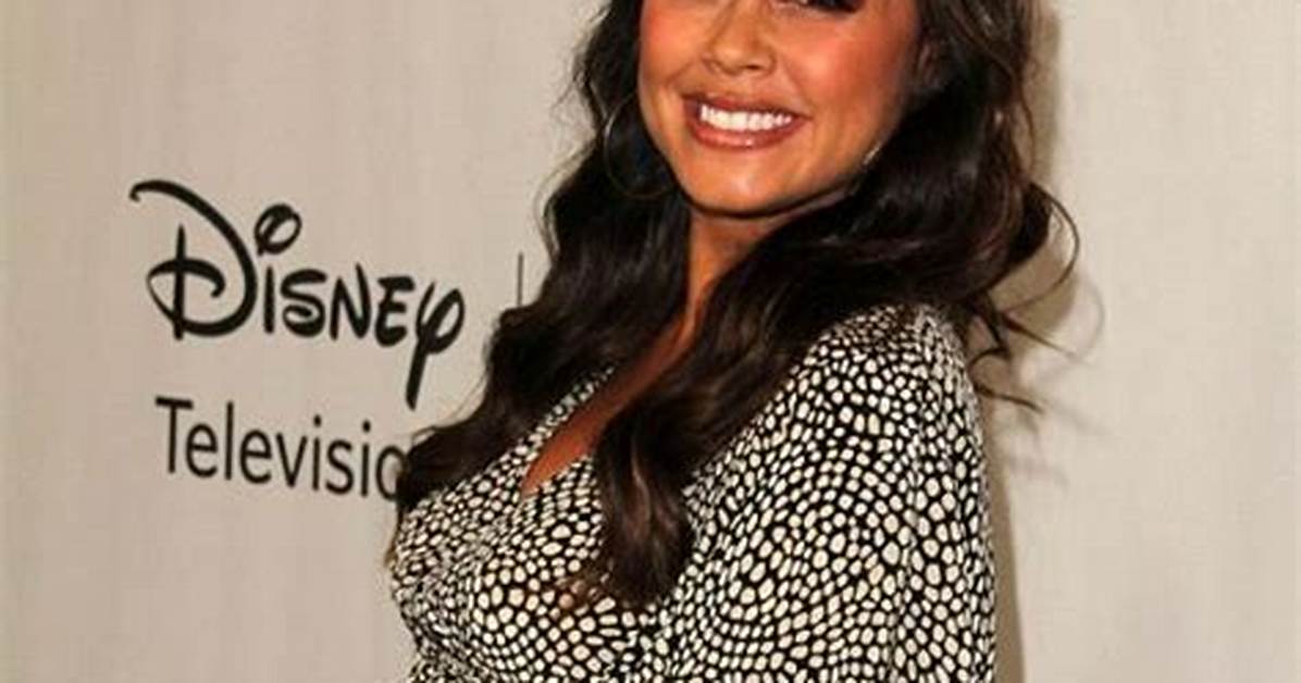 Is Vanessa Lachey Pregnant 2023? Weight and Health Update