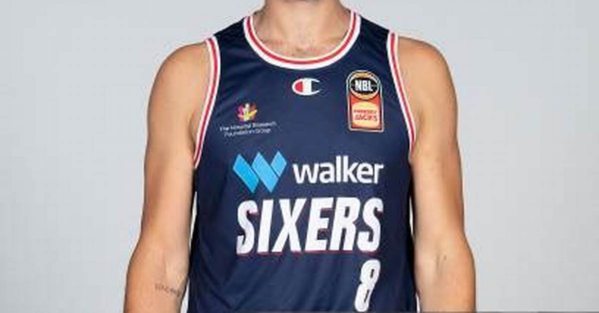 Isaac Humphries