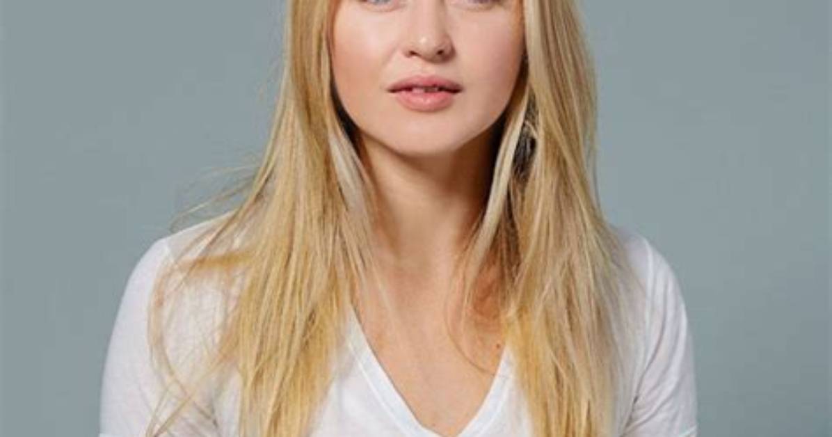 Iskra Arabella Lawrence