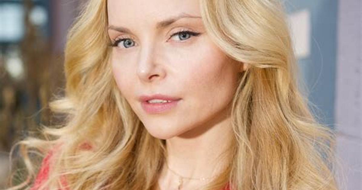 Izabella Miko
