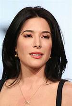 Jaime Murray – Biography, Facts & Life Story