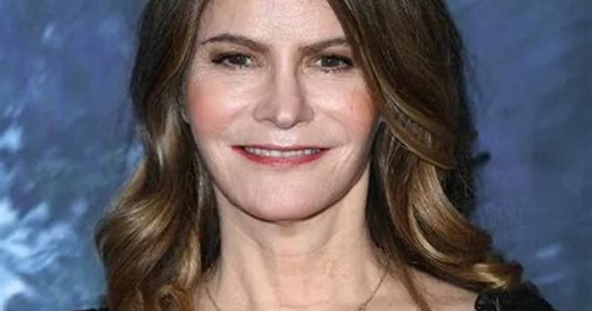 Jennifer Jason | Bio, Age, Net Worth, Relationship, Career