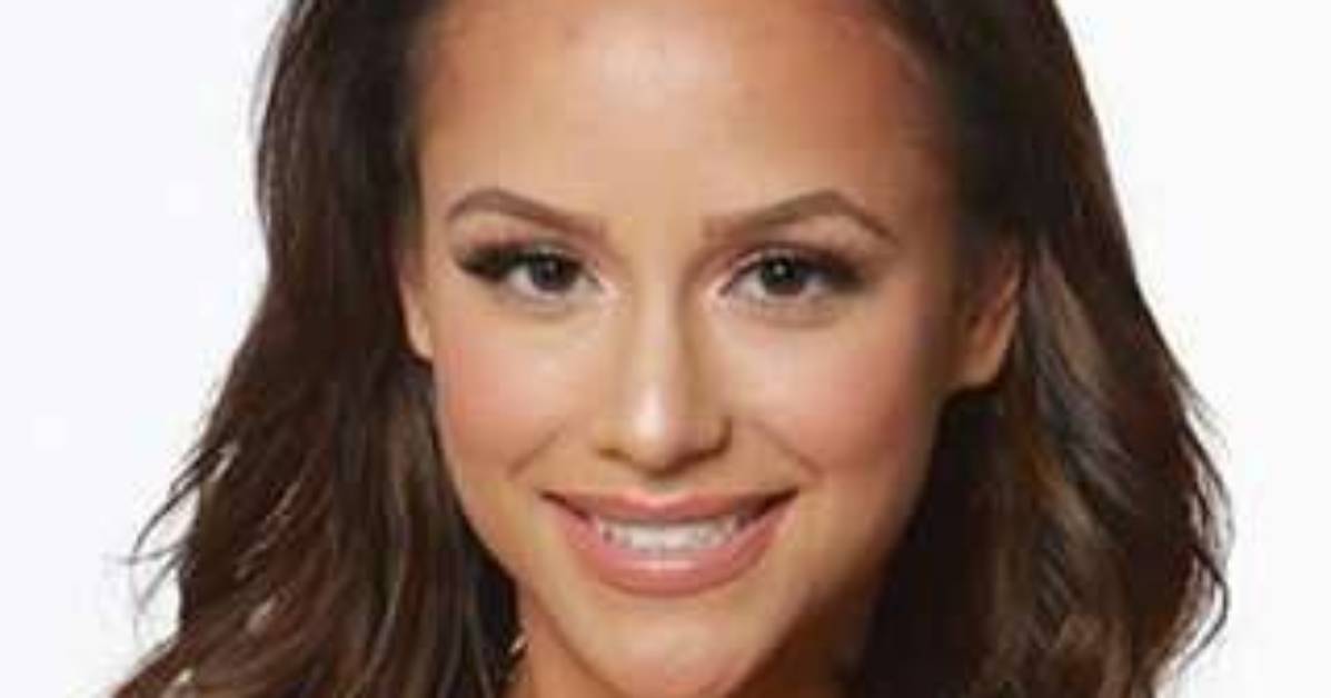 Jessica Graf & Boyfriend Engaged! Ethnicity, Parents, Nationality | Details