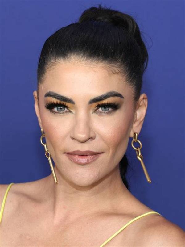 Jessica Szohr