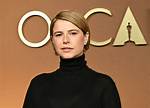 Jessie Buckley – Biography, Facts & Life Story