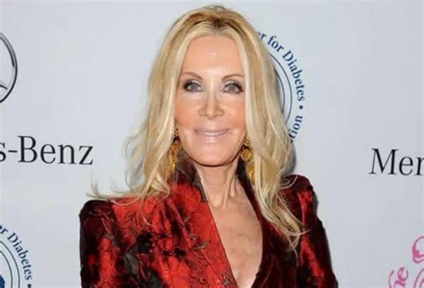 Joan Van Ark Net Worth – How Much Is Joan Van Ark Worth?