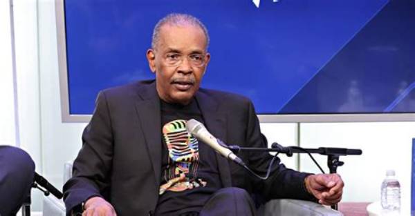 Joe Madison Has Stepped Away from His Radio Show Amid Cancer Battle