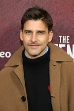 Johannes Huebl Net Worth