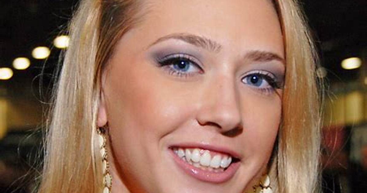 Kagney Linn Karter Net Worth