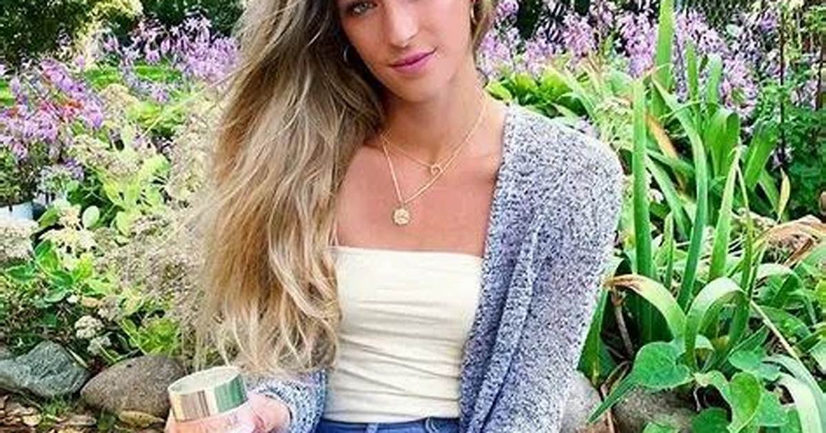 Katie Betzing | Bio, Age, Net Worth, Relationship, Career