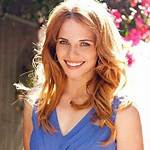 Katie Leclerc – Actress, Producer | Wiki, Age, Height, Net Worth, Relationship, Ethnicity, Career