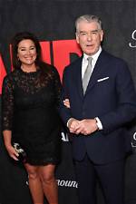 Keely Shaye Smith Bio: Who Is Pierce Brosnan’s Current Wife?