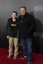 Kevin Chapman Height