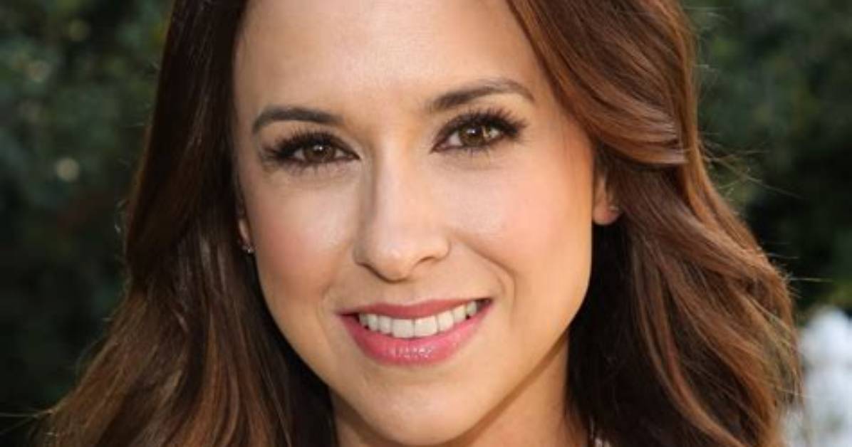 Lacey Chabert Shares Heartbreaking Post Announcing Her Sister's Passing