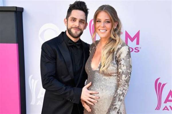 Lauren Akins- Net Worth, Wiki, Husband, Height, Career